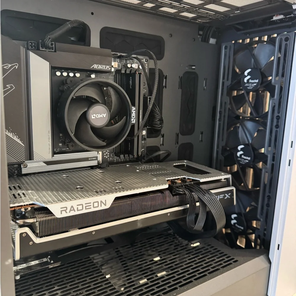 Gaming PC - XFX Radeon Graphics Powered - Black and Silver
